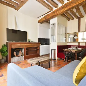 https://appartement-quartier-panthon-2.fr-paris.fr