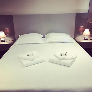 Serafina Apartements Hotel apartamentowy